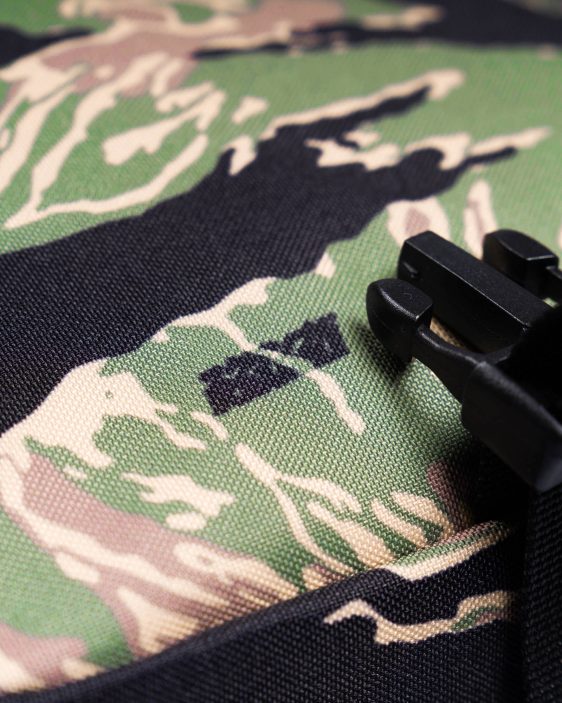 Scramble Higashi Messenger Bag Scramble Higashi Messenger Bag