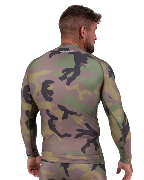 Scramble Base Rashguard - Woodland Camo