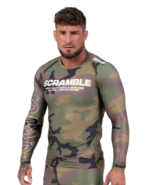 Scramble Base Rashguard - Woodland Camo