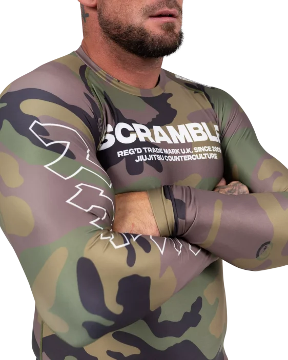 Scramble Base Rashguard - Woodland Camo