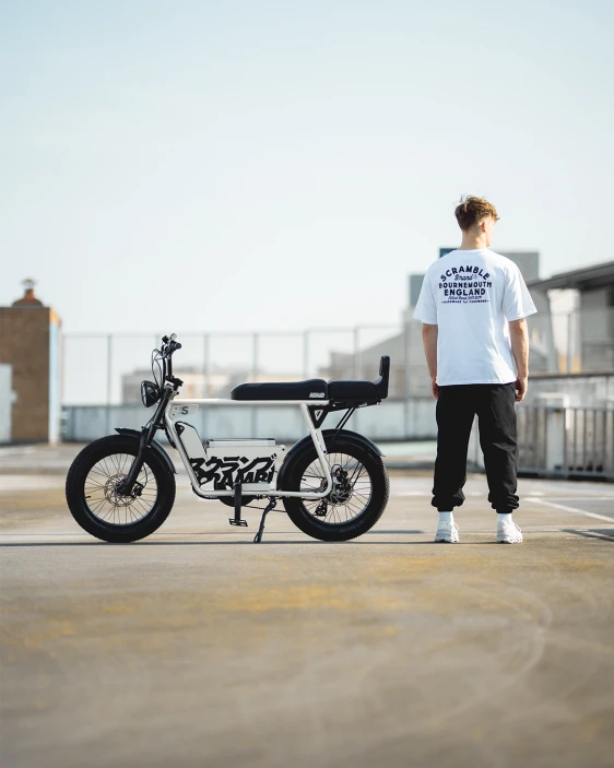 Scramble x Synch e-Bike