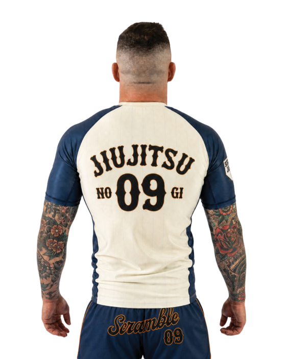 Yakyu Short Sleeved Rashguard - Navy / Ivory