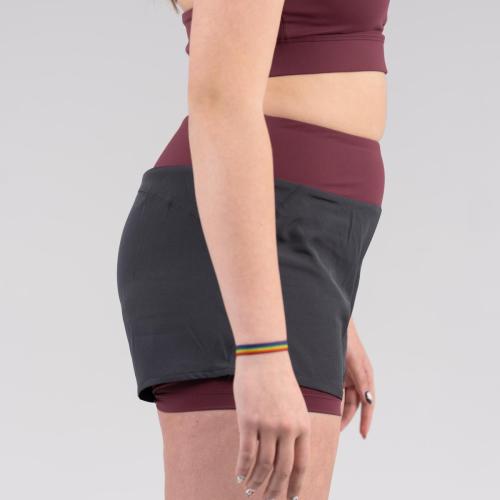 HRTSCOMBSHRTGRY MEDIUM